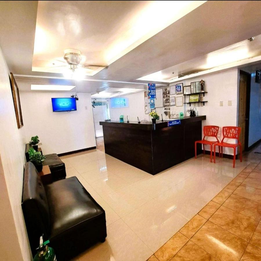 Makati Poblacion Hotel Mandaluyong Kültér fotó