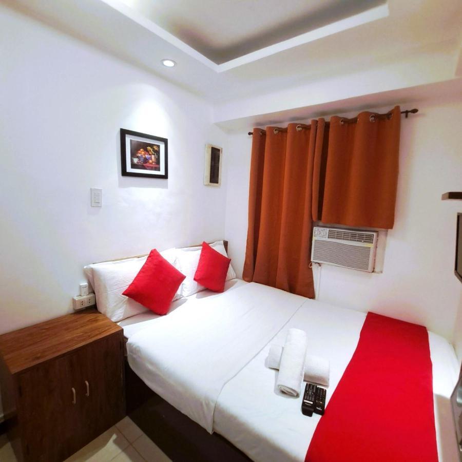 Makati Poblacion Hotel Mandaluyong Kültér fotó