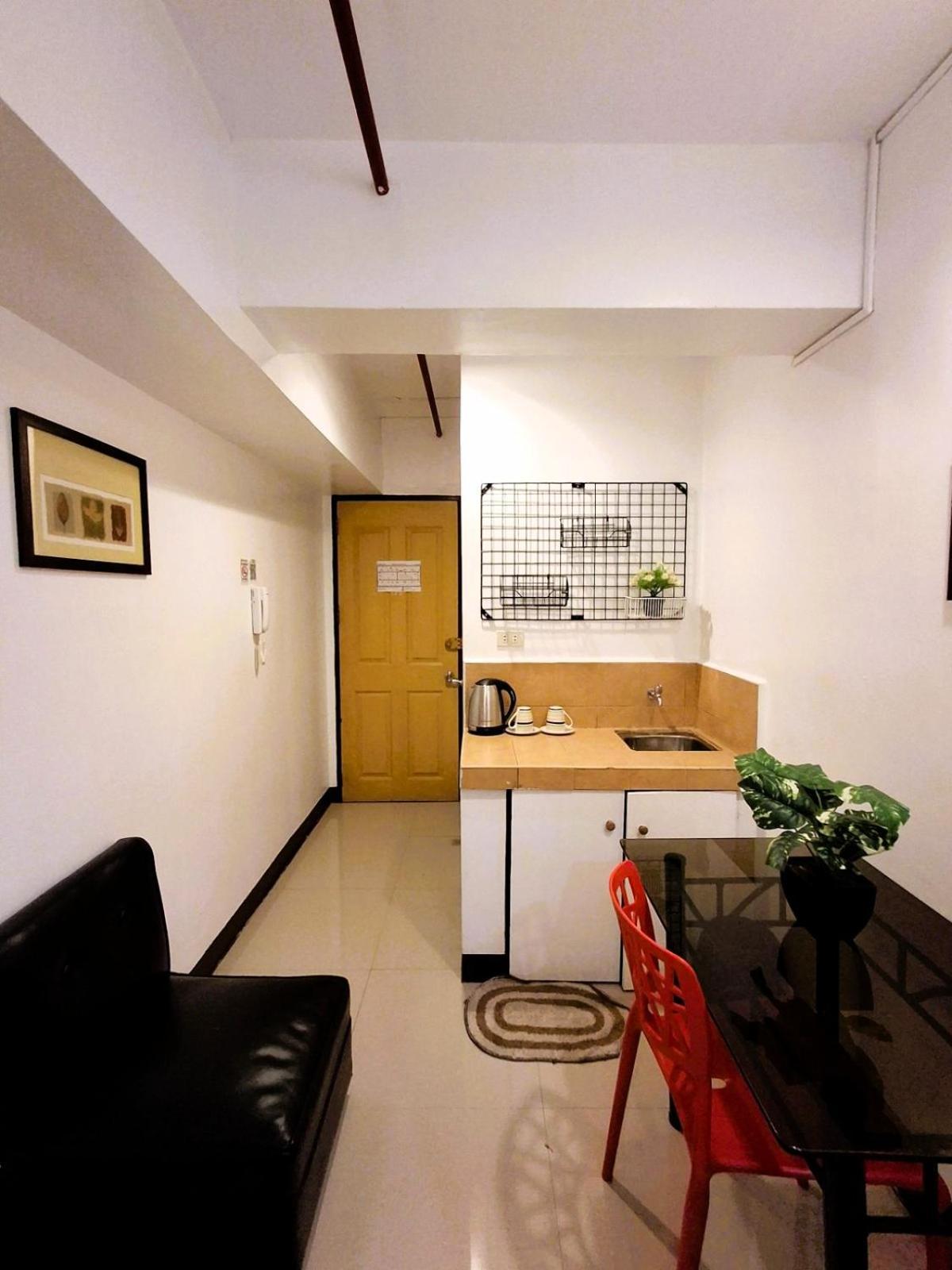 Makati Poblacion Hotel Mandaluyong Kültér fotó