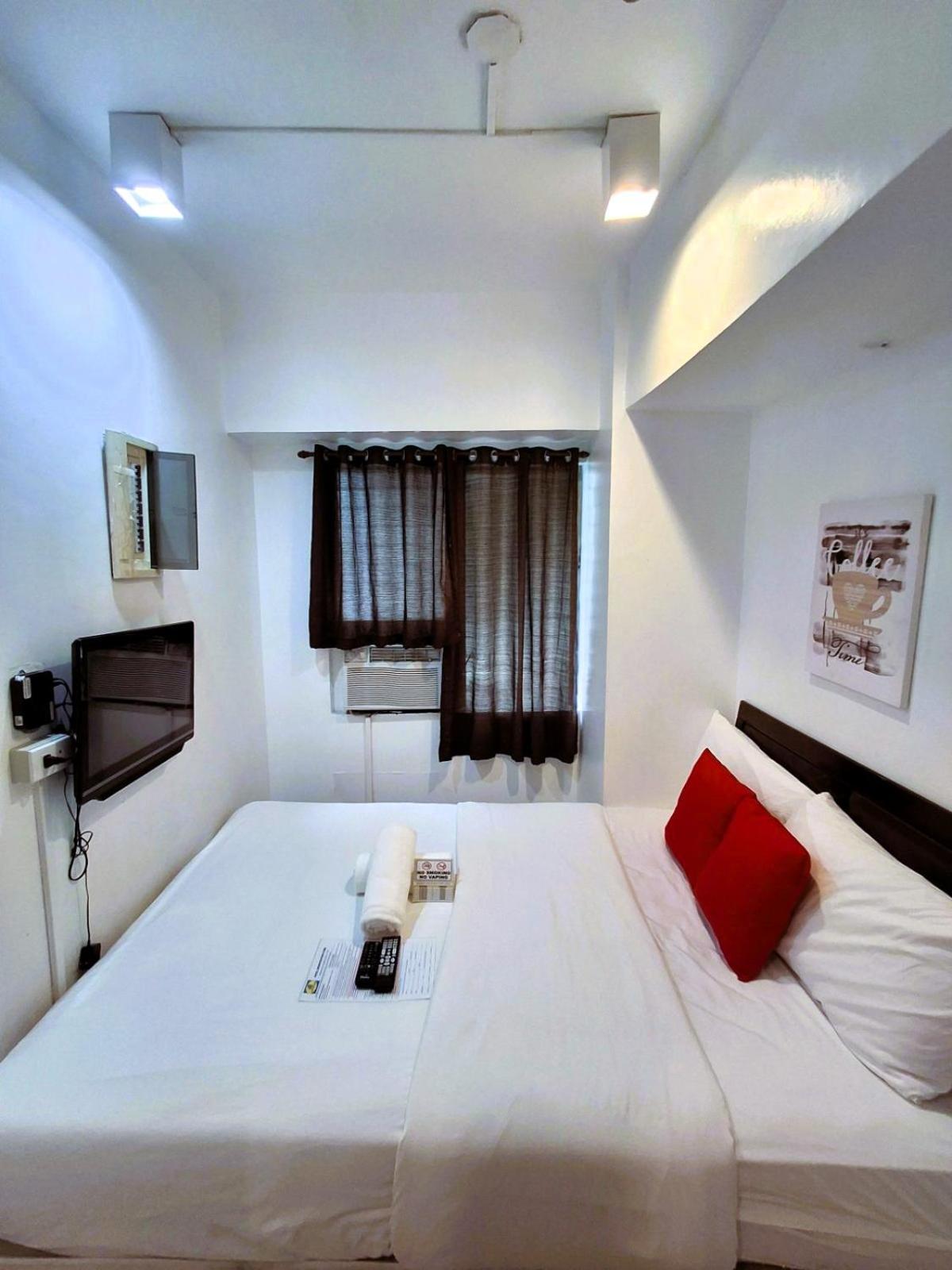 Makati Poblacion Hotel Mandaluyong Kültér fotó
